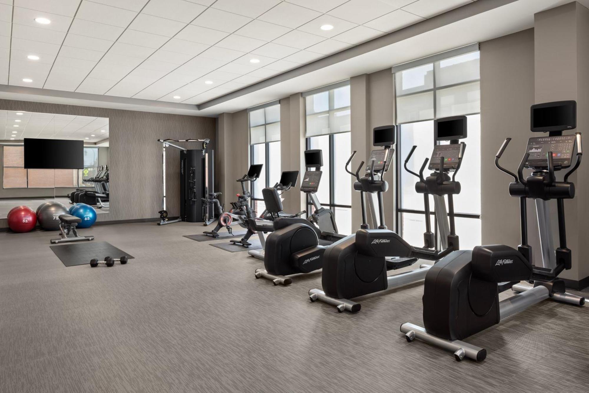Hotel Courtyard By Marriott Downtown 3*